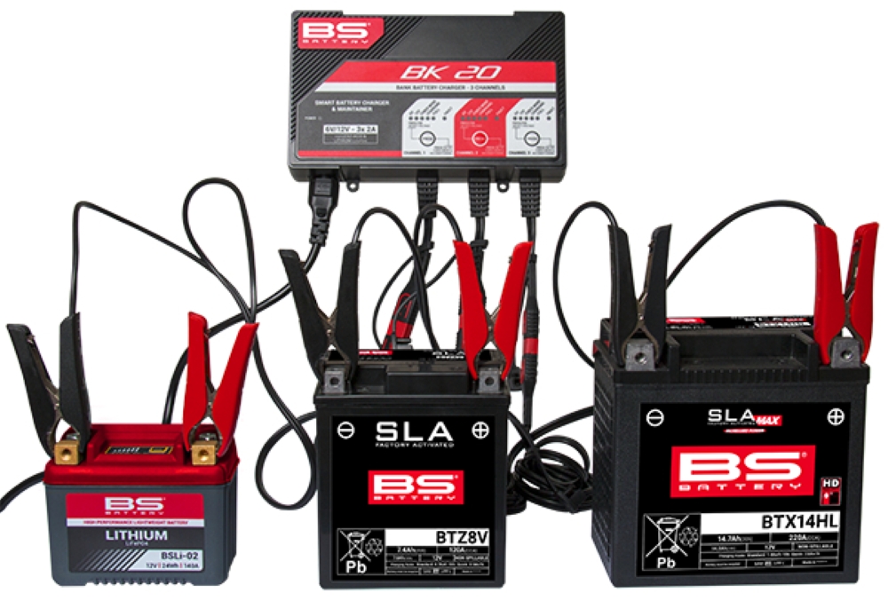 Acculader BK20 6V/12V 3X2A