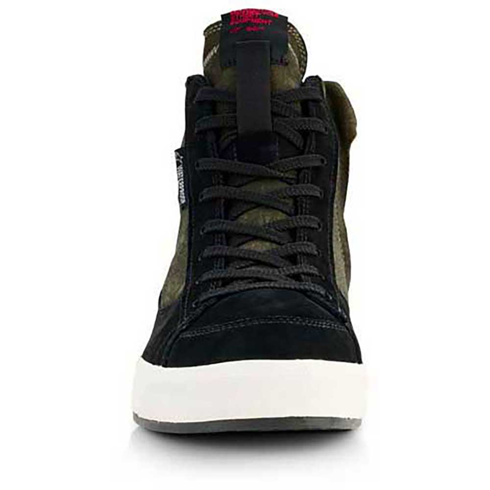 Waterdichte trainers