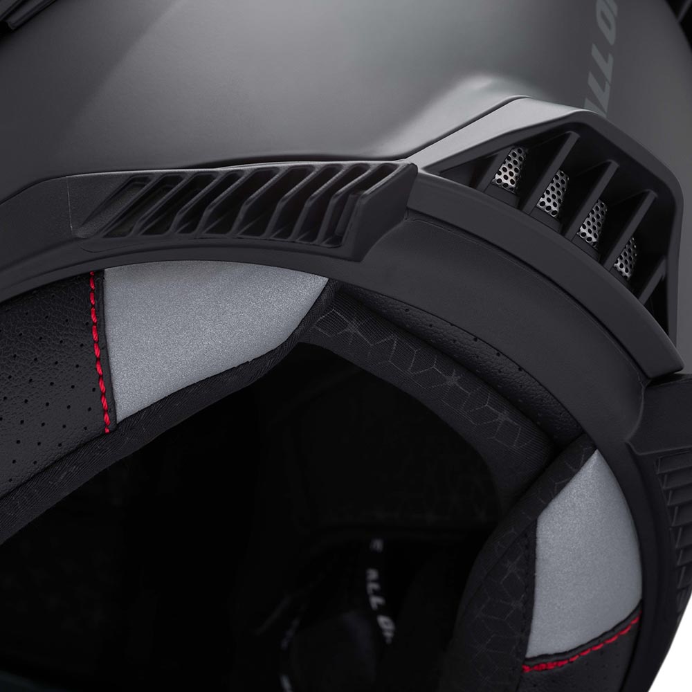 Phantom Uni-helm