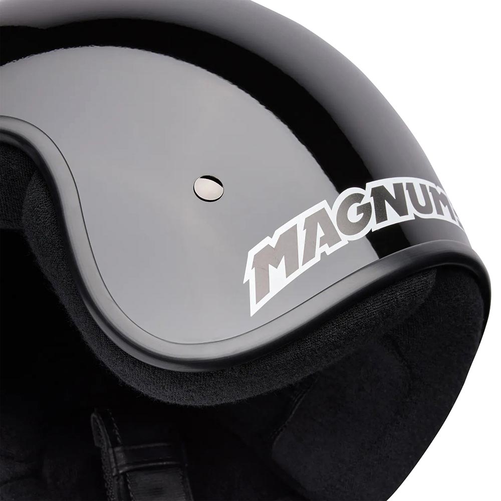 Magnum Massieve helm