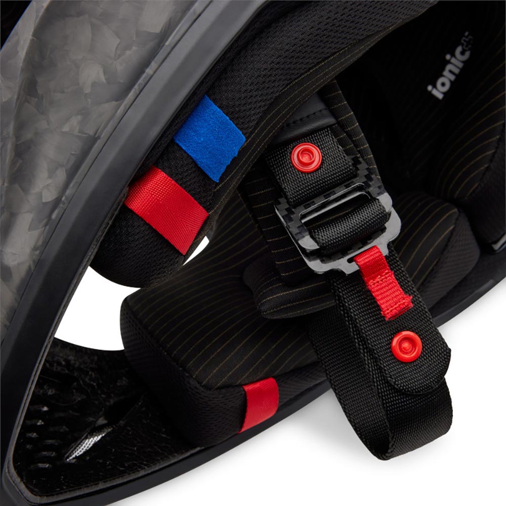 V3 RS Carbon Solid Helm