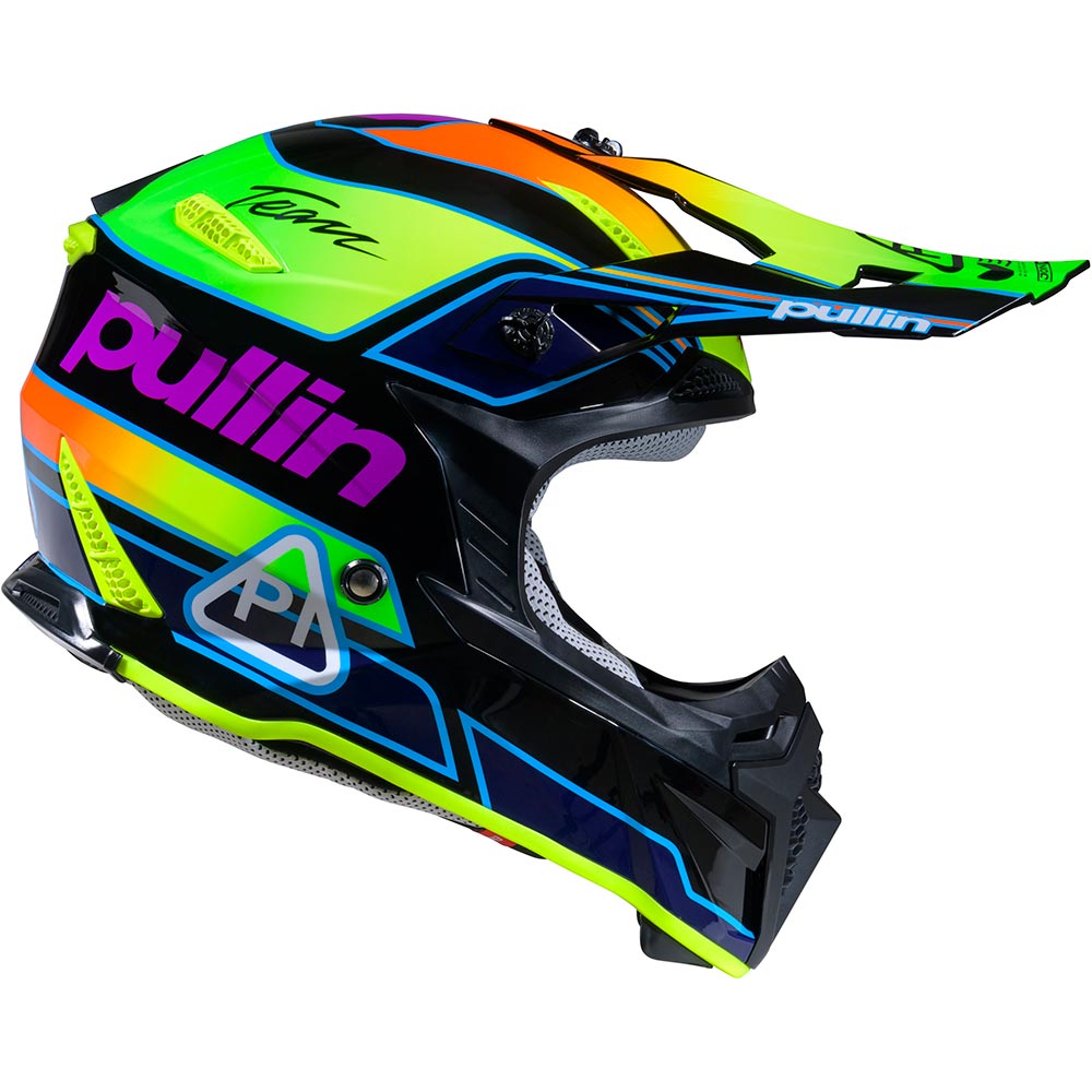 Team Kid helm