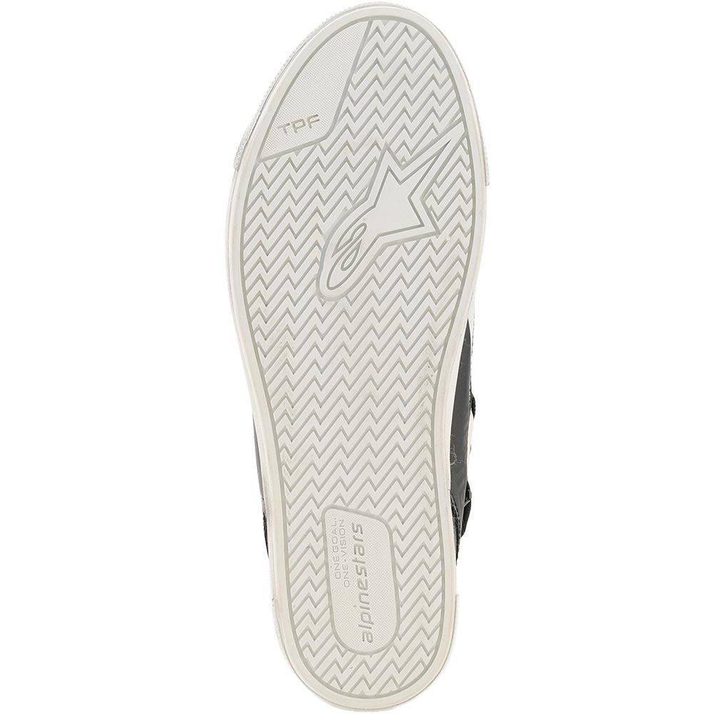 Stated Flair trainers