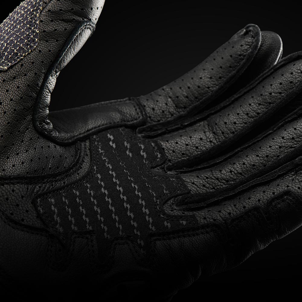 Styg15 Geventileerde handschoenen