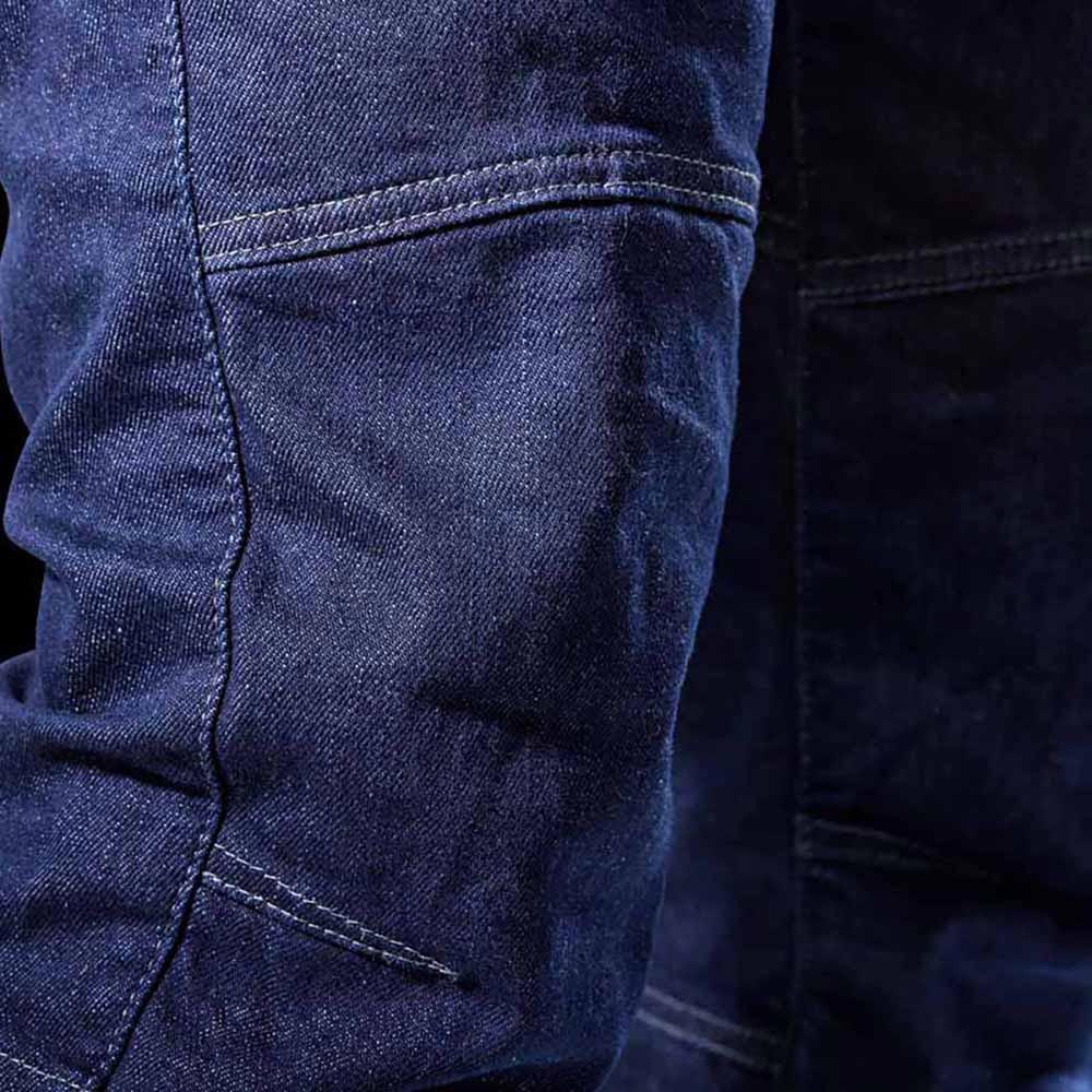 D03 taps toelopende jeans L30