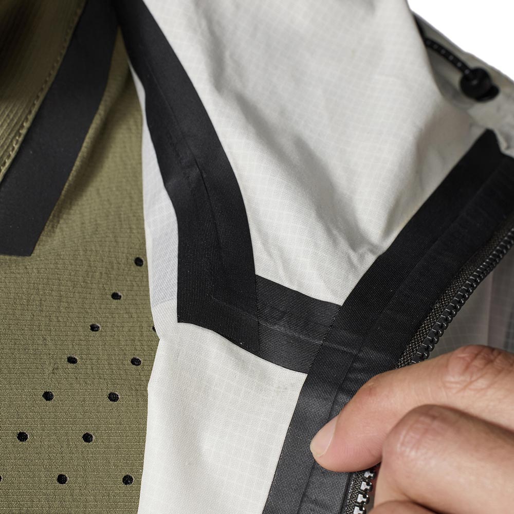 Barrier 2 H2O regenjack