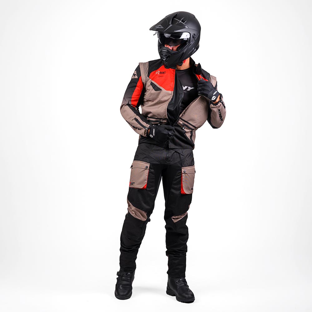 Adventure-vest