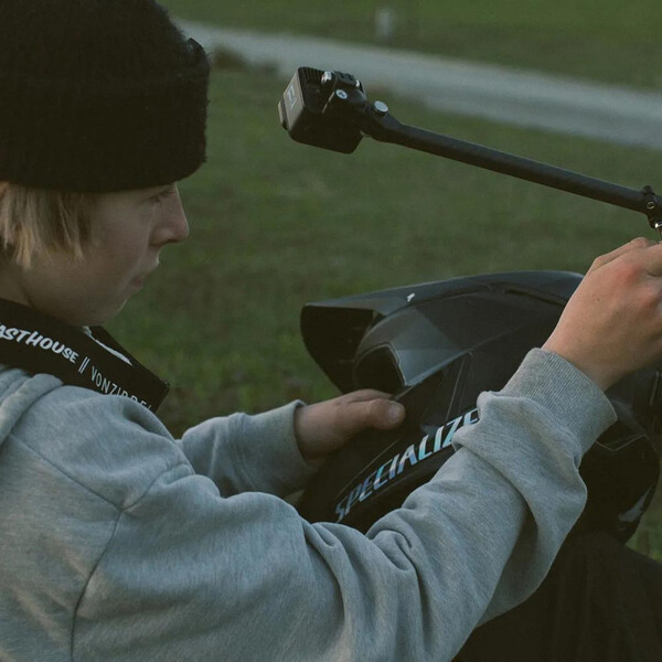 Boomverlengarm en lijmbevestigingen