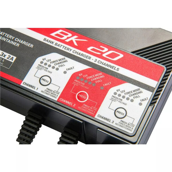 Acculader BK20 6V/12V 3X2A