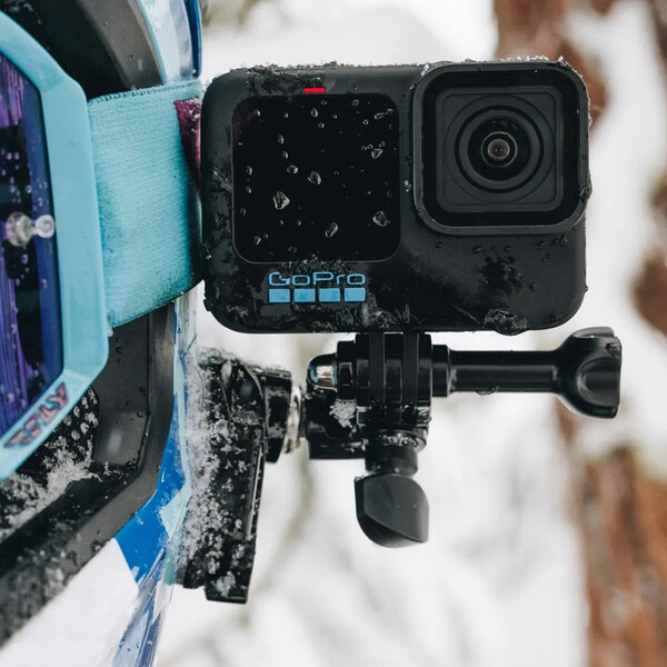 Voor- en zijmontage voor helmen