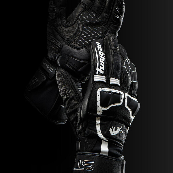 Styg15 Geventileerde handschoenen