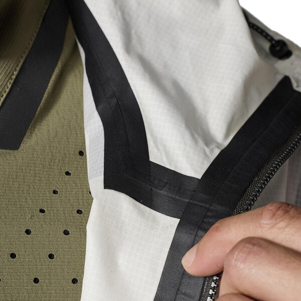 Barrier 2 H2O regenjack