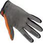 Handschoenen omhoog